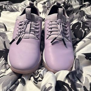 Clove healthcare shoes